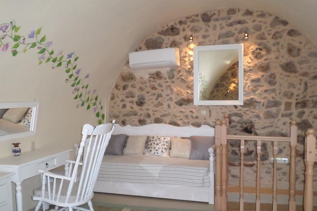 Ferienwohnung To Petradi Avgonima Zimmer foto
