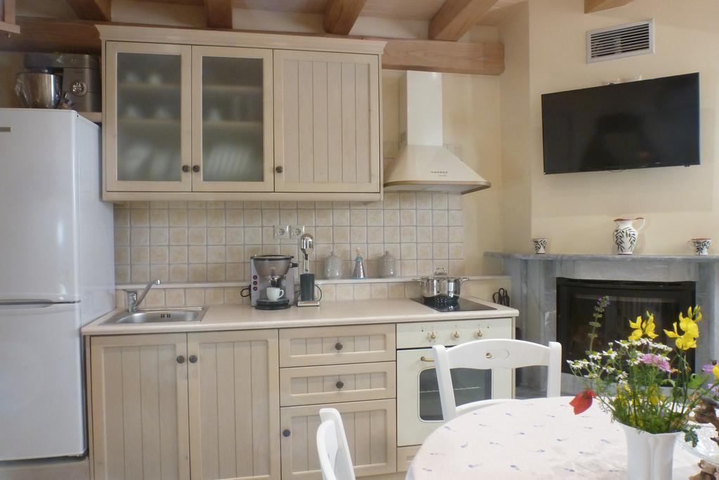 Ferienwohnung To Petradi Avgonima Zimmer foto